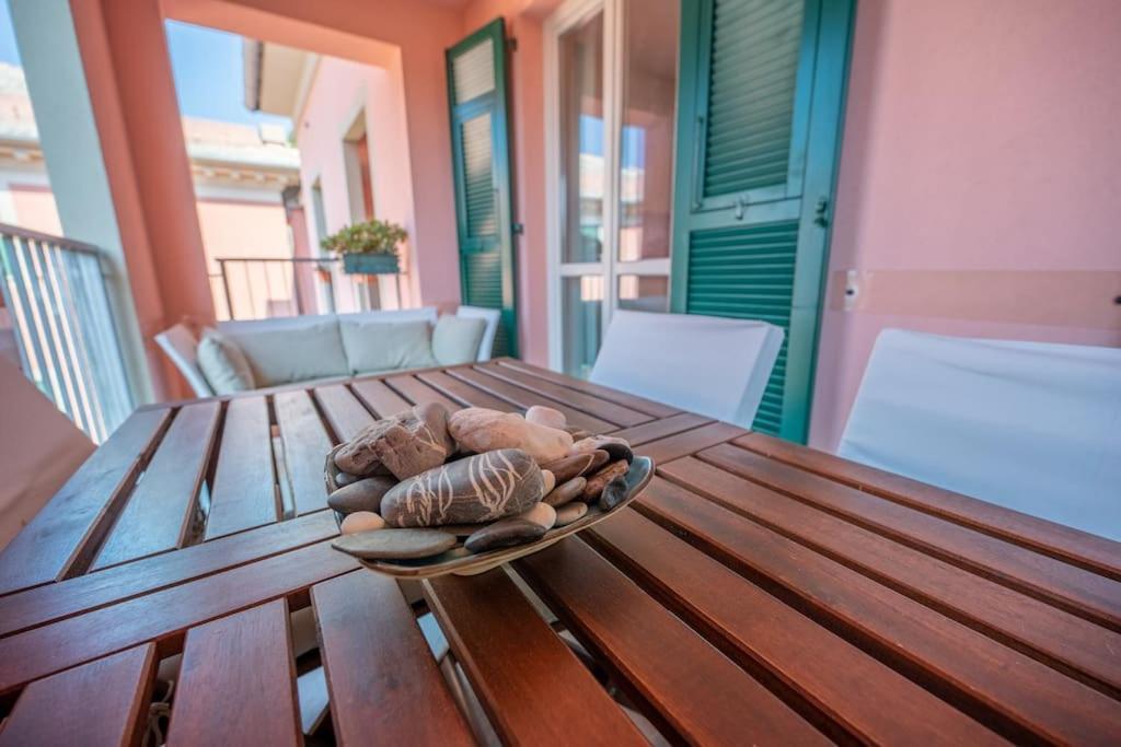 Seaview Cavi B. 100Mt Dal Mare Leilighet Lavagna Eksteriør bilde